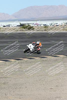 media/Jan-16-2026-CVMA Friday Practice (Fri) [[6f2bf47531]]/4-Racer 3-NRS/Session 3 (Bowl)/